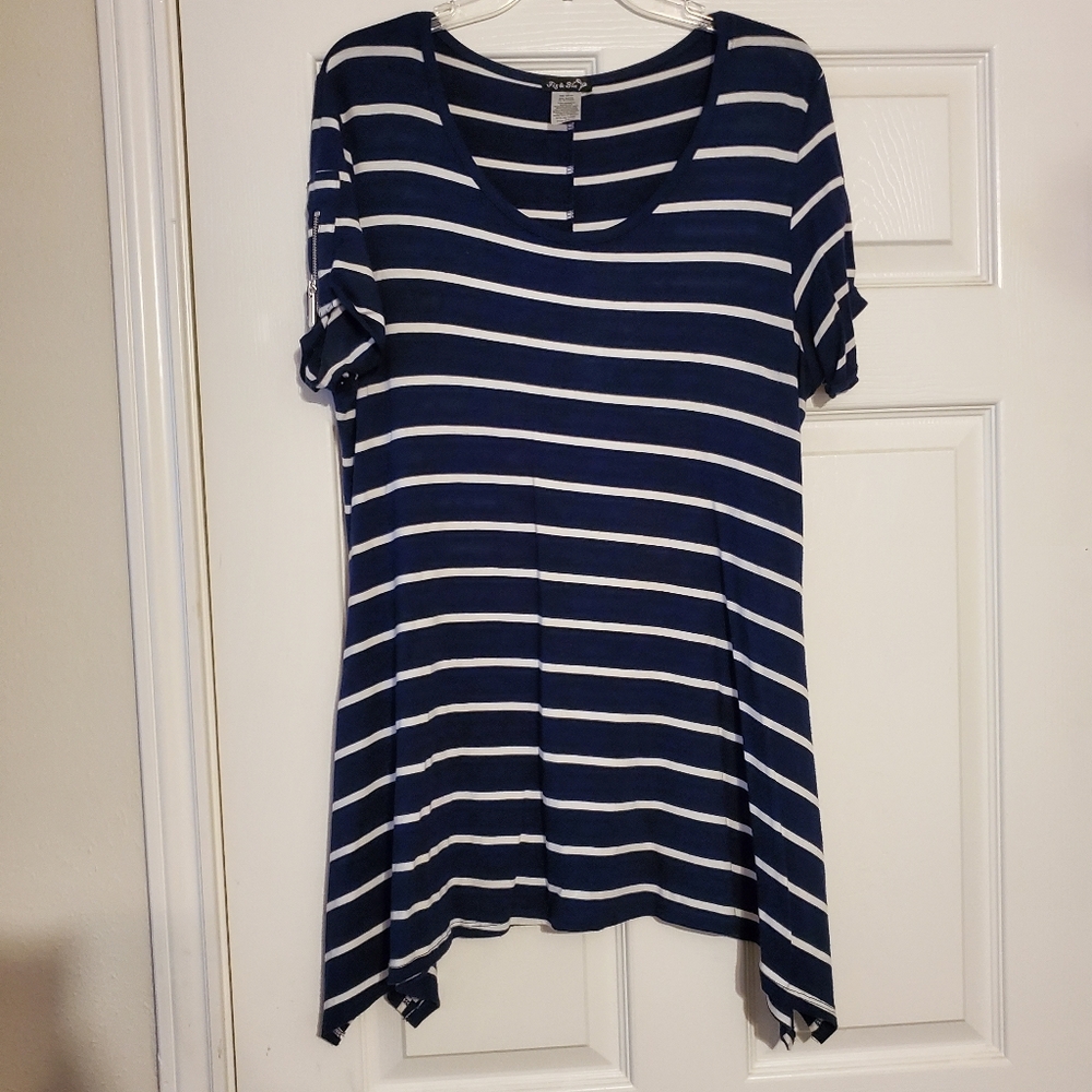 Fig & Blu Top
